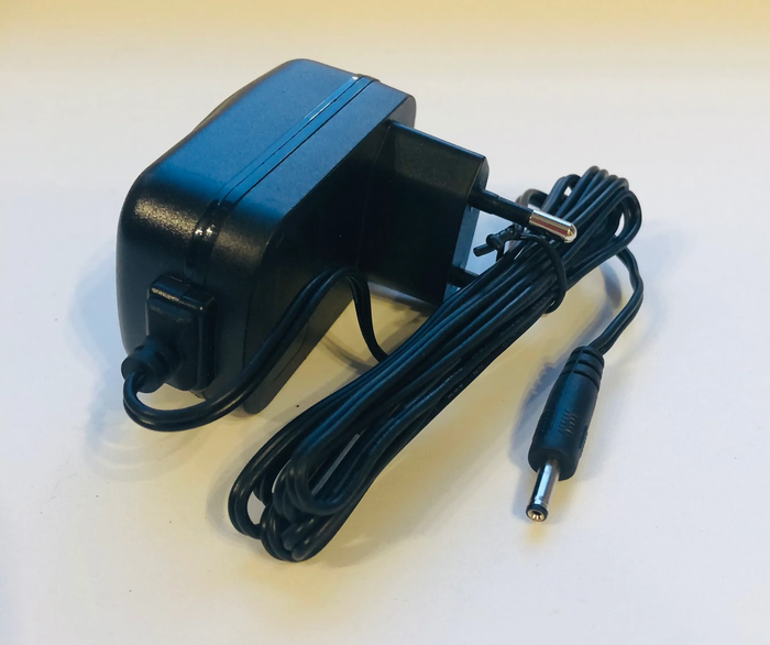 AC/DC ADAPTER GA050020E
