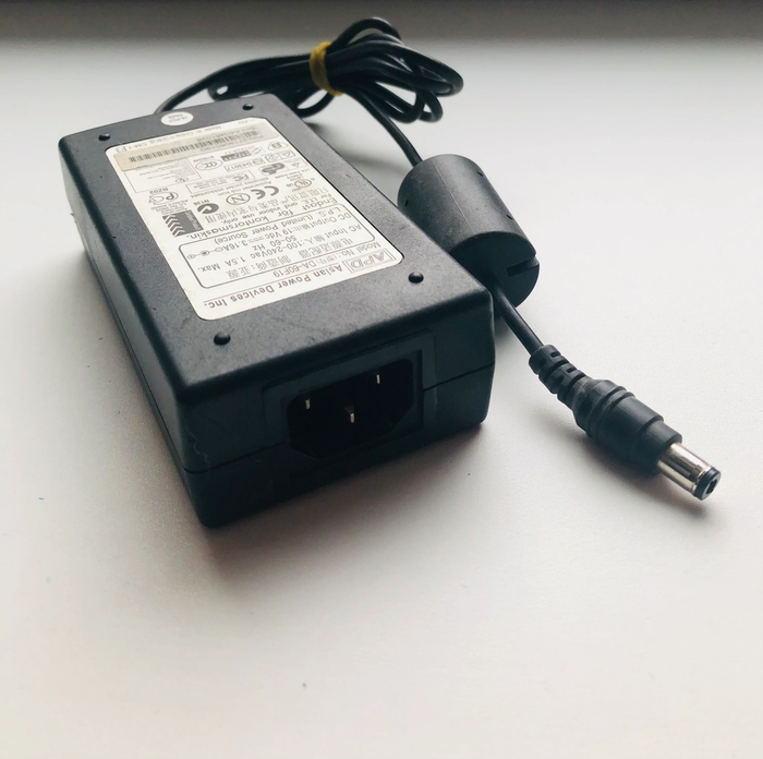 APD DA-60F19 AC Power Supply Adapter 19V