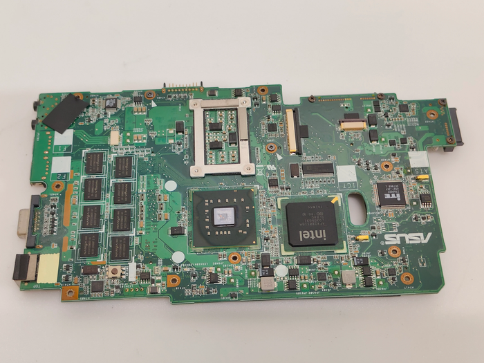 Motherboard – NWLMB1000-B05 K70IJ(0204A) 10214597 + T3000 - ASUS K70IJ-TY015Y