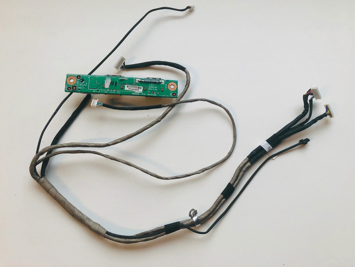 MSI Megabook L730, L735 GX700 LG R700 R70 USB (MS-1719B) USB BOARD