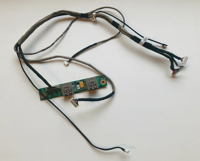 MSI Megabook L730, L735 GX700 LG R700 R70 USB (MS-1719B) USB BOARD
