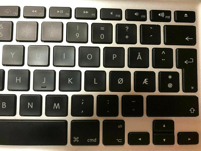 Palmrest with keyboard and touchpad for Apple MacBook Pro 13" A1278 - for parts